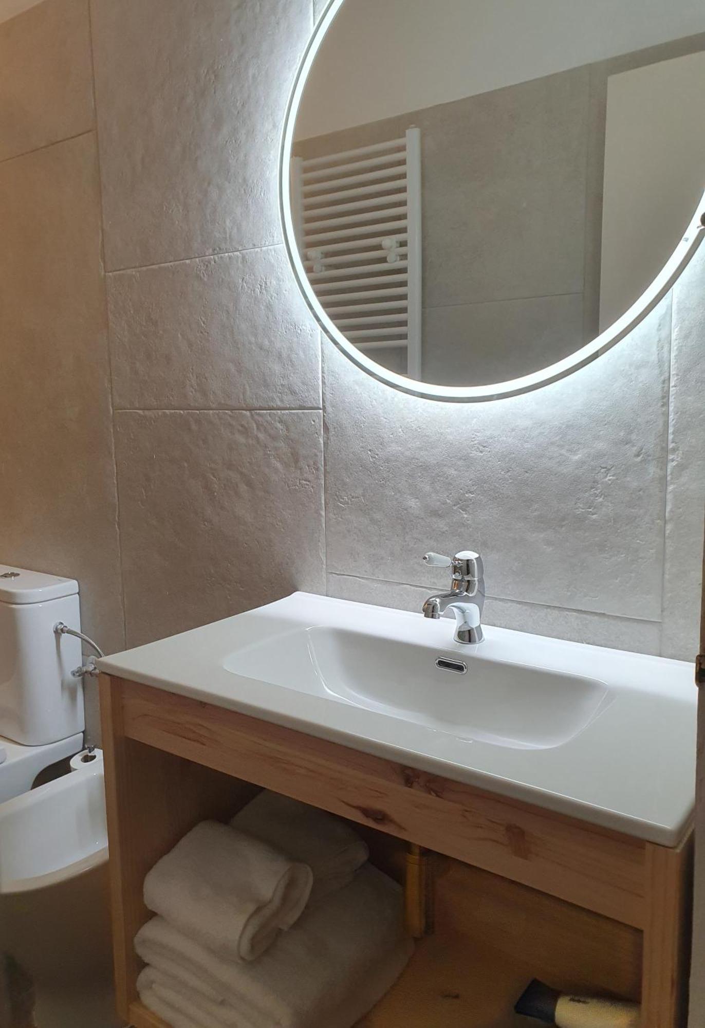 Casa Clotilde - Apartamento Elegante Y Comodo En Sant Joan De Les Abadesses Zewnętrze zdjęcie